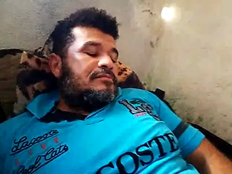 Chat +18 de tarra122 ao vivo