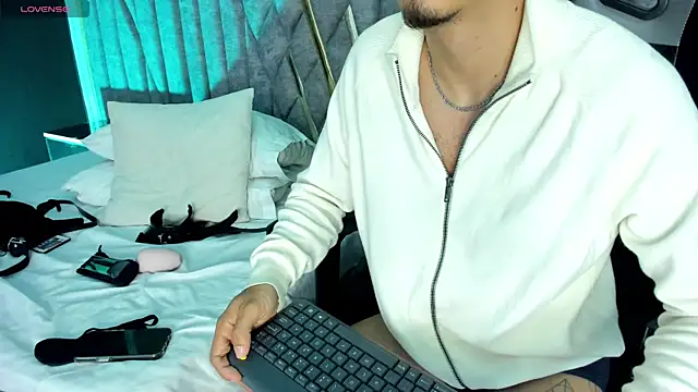 NicolaiKarav Pertunjukan Webcam