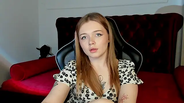 ElinaVale's Live XXX Chat