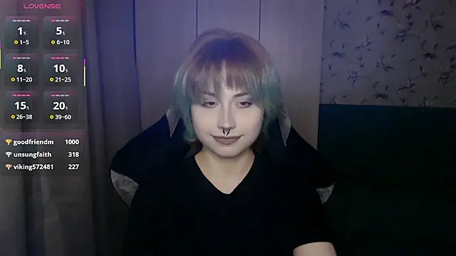 LeisaHopperstad's Webcam Show