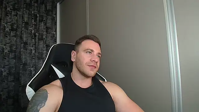 Thori92 – Naživo XXX chat
