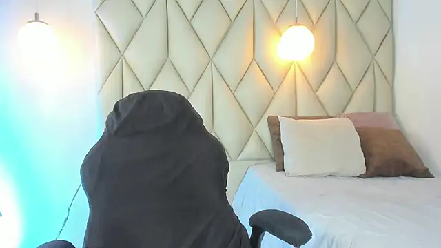 Chat +18 de angelswets ao vivo