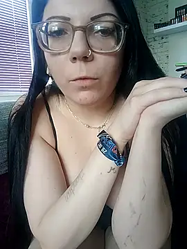 HotVWGirl: вебкам-шоу