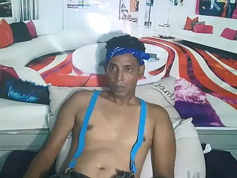IndianHunk01 Webcam Show
