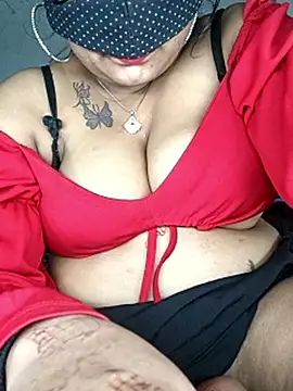 Delhi_Patola Chat XXX in diretta