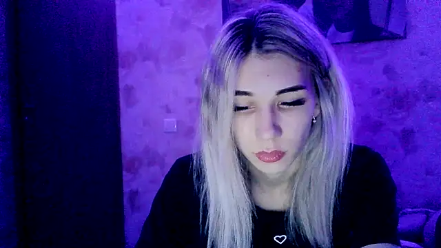 XXX chat uživo modela Crazy_Empresis