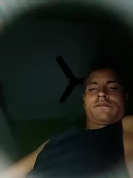 Show modela Kumalunda3722 na web-kameri