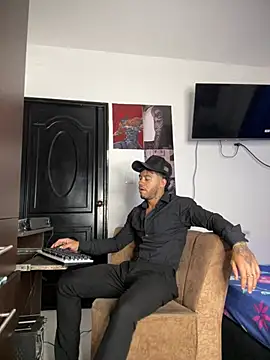 Kenny_romano 在線直播表演