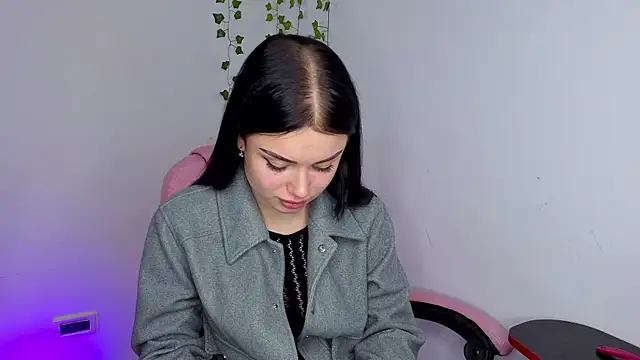 Silena_sky's Live XXX Chat