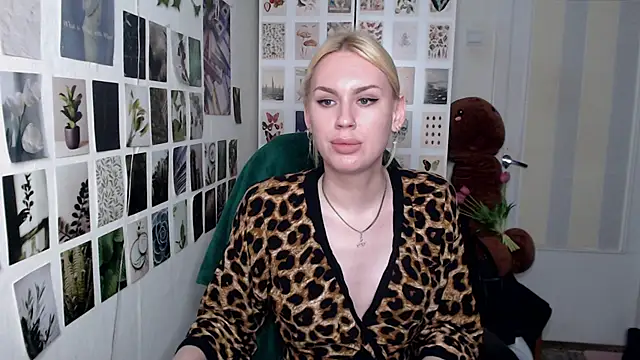 CapriScorpion's Webcam Show