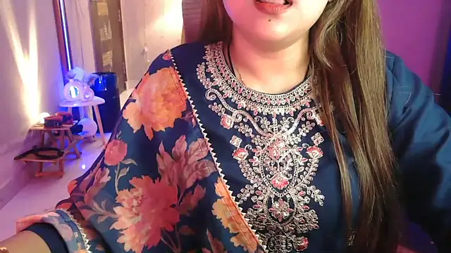 Chat XXX ao vivo de Mitikaa