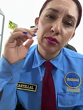 Megan-01- 在線直播表演