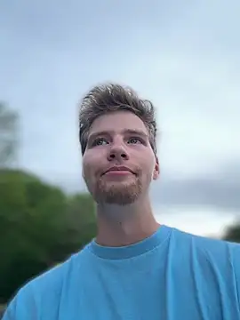 PublicLuke Webcam Show