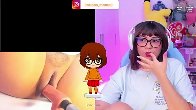 cinna_monroll élő XXX-chatje