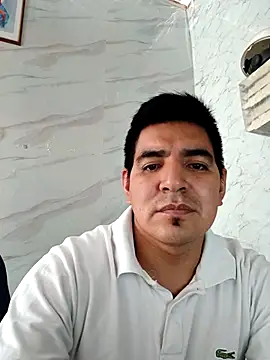 latino17's Webcam Show