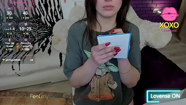 GlowMimi's Webcam Show