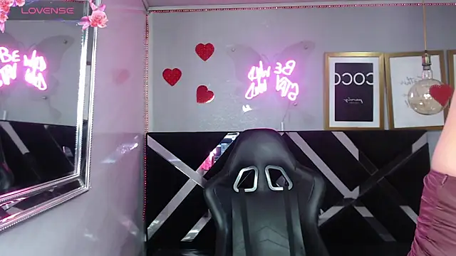 Red_Bunny_v 现场XXX聊天