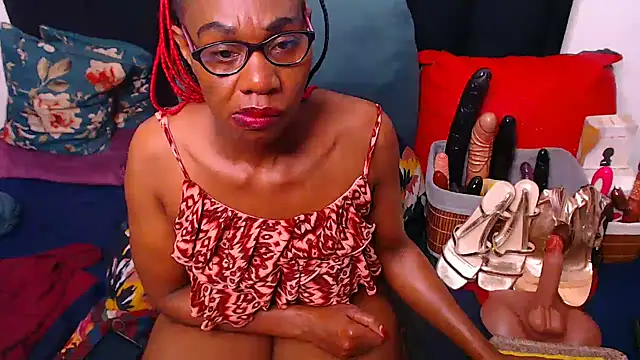 sexybootylicious Chat XXX live