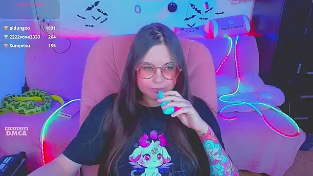 Živý XXX chat Lolisuccub