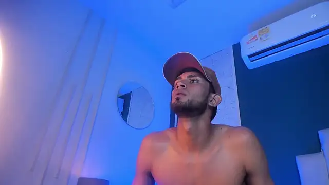 Онлайн чат XXX Jackson_Hunt
