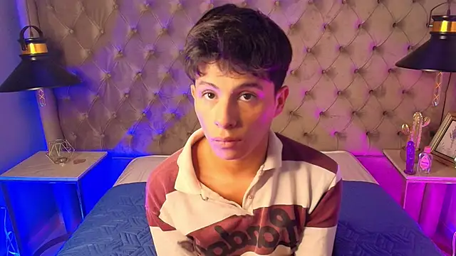 saintDangelo live XXX chat