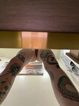 lavender_spits' Live XXX Chat