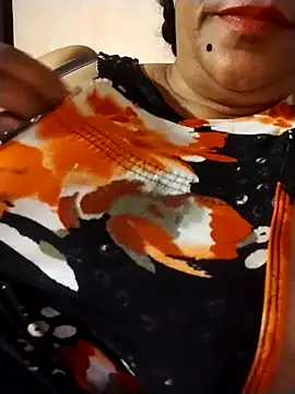 tharu_sweet Pertunjukan Webcam