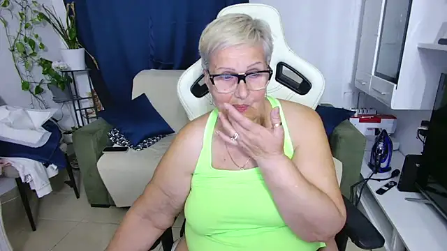 Selenna57 – Naživo XXX chat