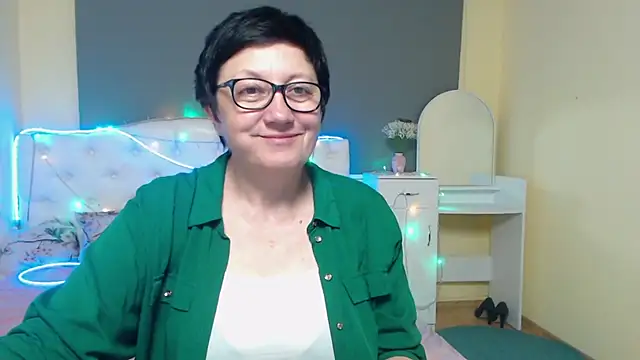 EmilyL0ve 现场XXX聊天