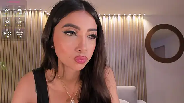 แชท XXX สดของ ValeriaVelvet