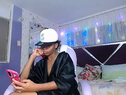 Santy_bigcock_01 webcam show