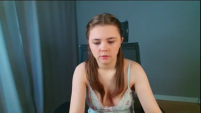 Leksi_Love's Live XXX Chat