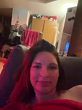 Онлайн чат XXX kinkysarahx