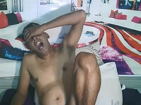 Živý XXX chat IndianHunk01