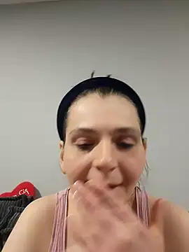 Show modela roksa2026 na web-kameri