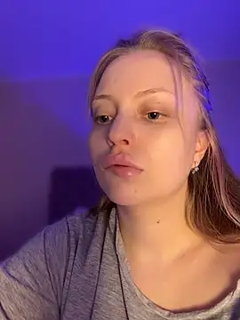 MollyHilton live XXX chat