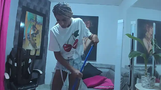 Ciara_HotTs Adlı Modelin Web Kamerası Şovu