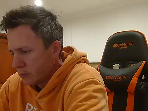 TroyDieselXXX Webcam-Show