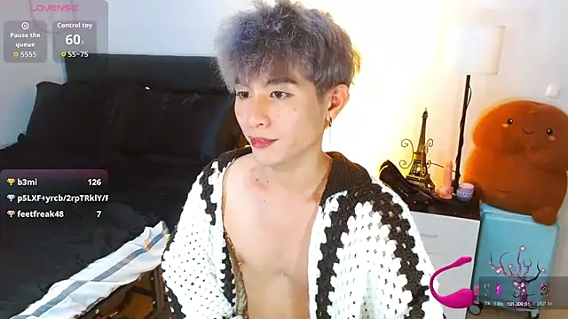 Chatroom XXX en direct de WildestTwink