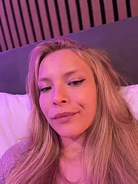 AnastasiaAniess Pertunjukan Webcam