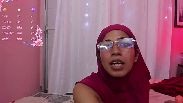 NadiaKarim_ Webcam show
