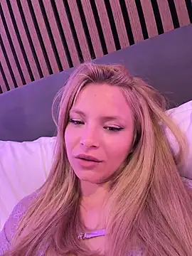 XXX chat uživo modela AnastasiaAniess