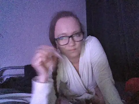 Онлайн чат XXX LizzieZ1975