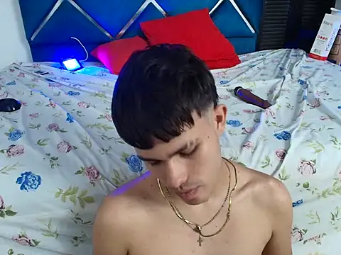 EdwinBoys: онлайн-секс-чат