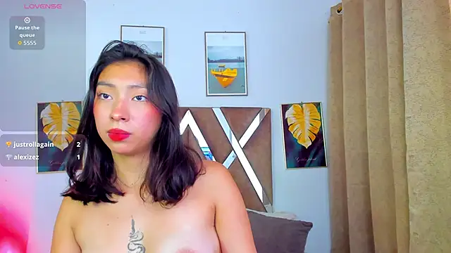 Chat +18 de Yumi__Kaori ao vivo