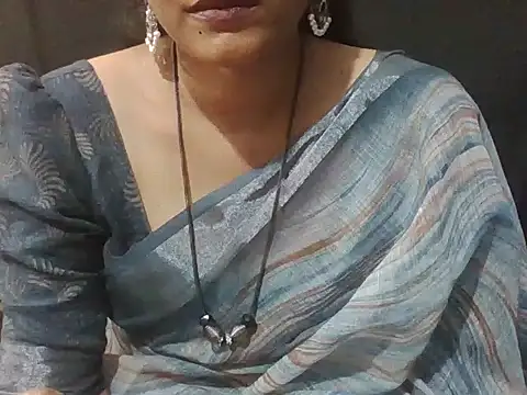 Thilothama_Vaishu Live XXX-Chat