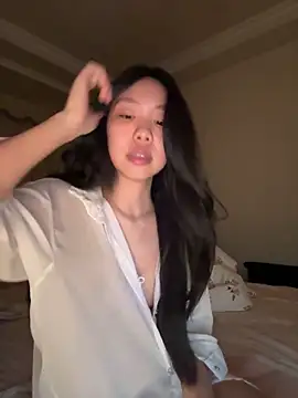 jolie_33 Show Webcam