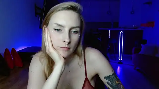 Chat +18 de illusorycat ao vivo