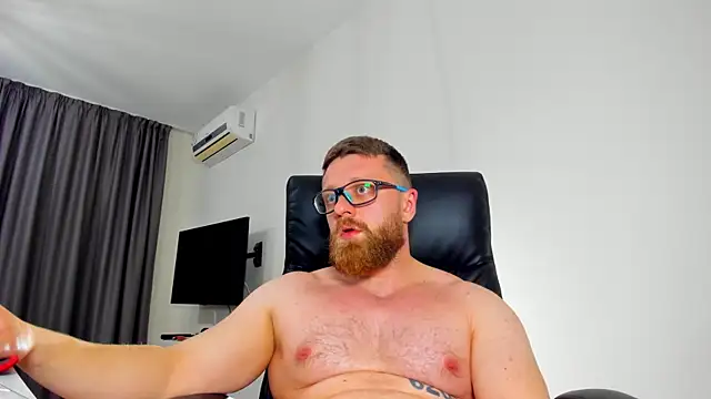 Findom_guy 现场XXX聊天