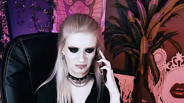 Noah_ElmerX's Live XXX Chat